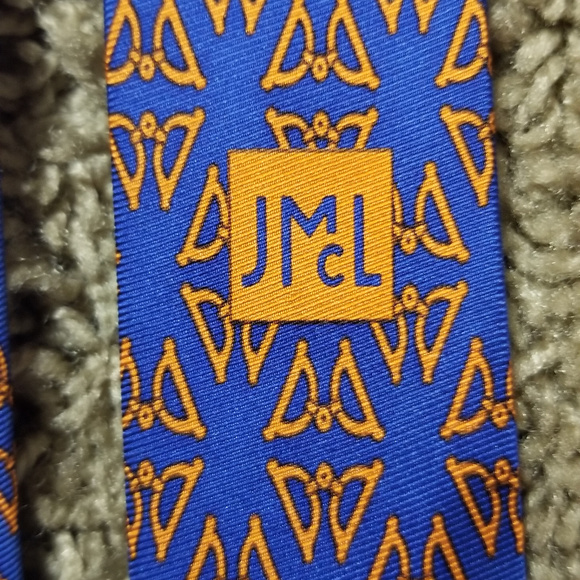 J. McLaughlin Foulard Tie - Picture 4 of 5